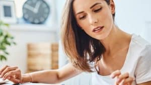 estudante de contabilidade digital