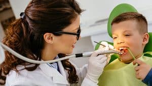 Quais são as áreas da Odontologia